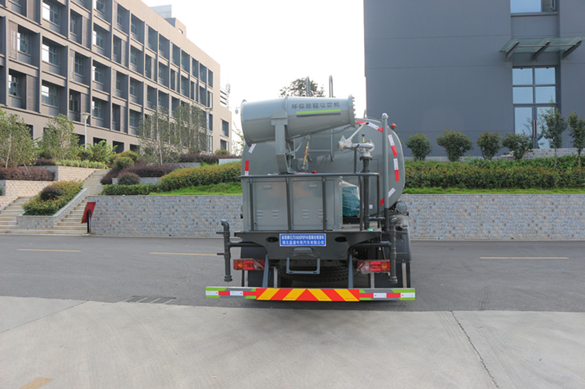 �v����12���F�ڞ�ˮ܇-�|�L(f��ng)D3L�։m��ˮ܇�r(ji��)��-����ӯͨ