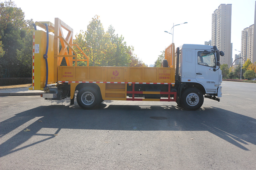 �|�L(f��ng)�A���ײ���_܇-�|�L(f��ng)��ײ���_܇�S��ֱ�N-����ӯͨ